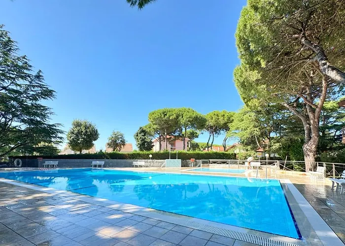 Blu Mare Piscina Giardino E Centro * Lido di Jesolo